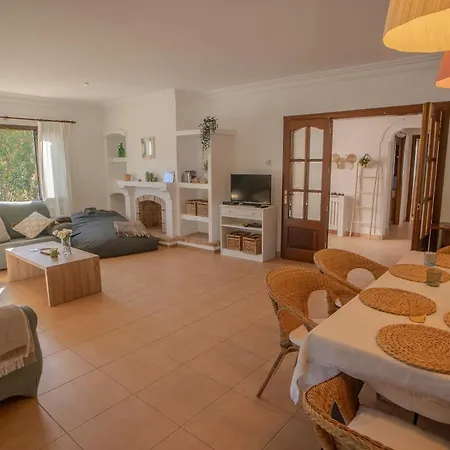 Cal Peso Semesterbostad *